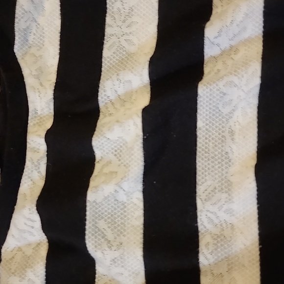 XS Long Sleeves - Picture 7 of 7